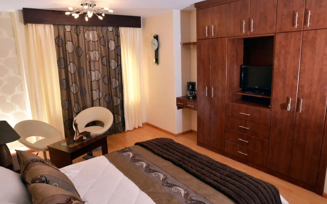Hotel Ficoa  Real Suites