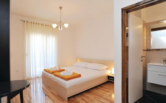 Awesome Home in Pakostane With Wifi and 5 Bedrooms