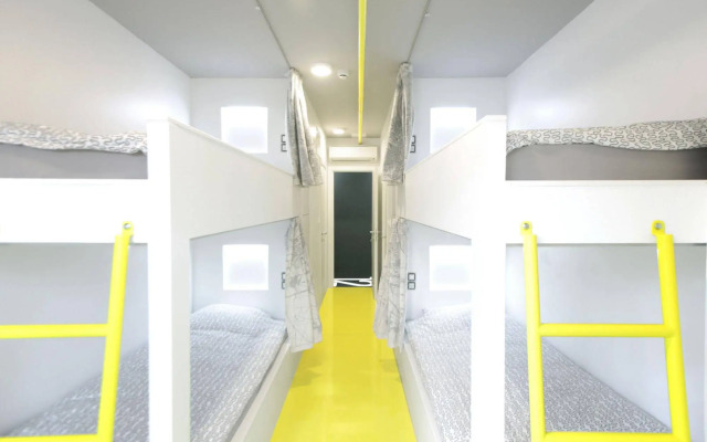 Hostel 63