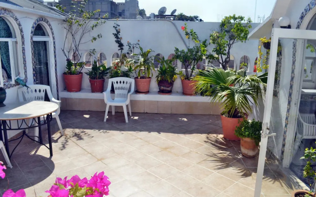 Alexandross Hostel BnB