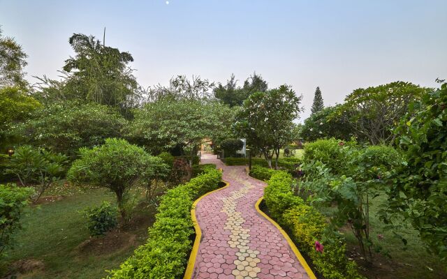 Aacorn Hideaway Resort & Spa