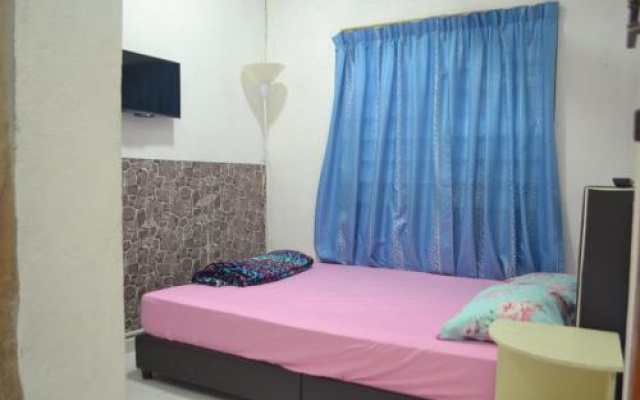 Batu Maung Sempoi Inn And Cafe – Guest Rooms – Bayan Lepas