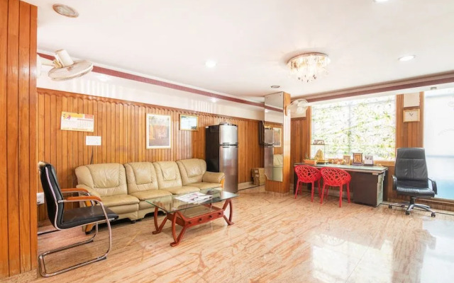 OYO 10821 Sree Balaji Residency