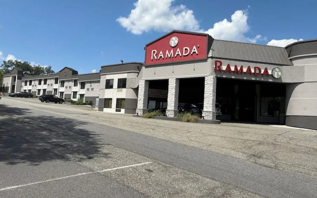 Ramada By Wyndham Newburgh/West Point
