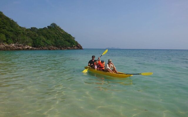 Koh Ngai Paradise Beach Resort