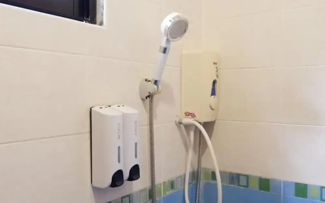 Hola Hostel Puerto Princesa