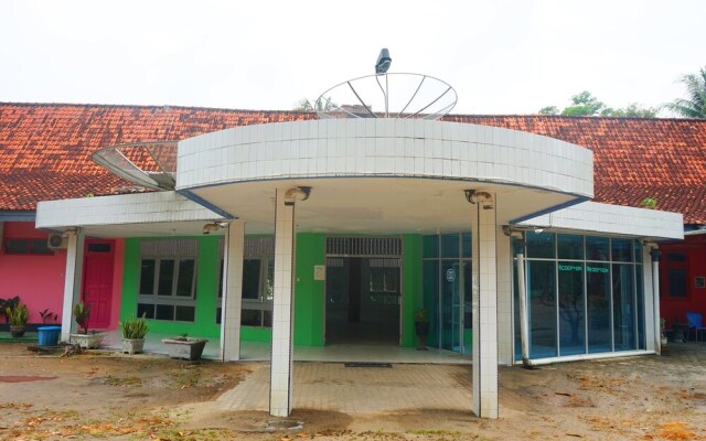 Pelangi Hotel by OYO Rooms