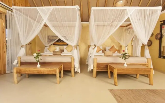 The Pelican Lodge