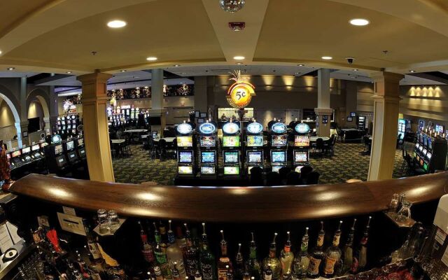 Camrose Resort Casino, BW Premier Collection