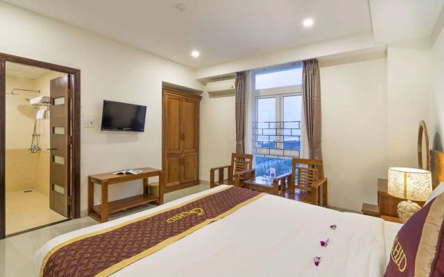 Orchid Hotel Danang