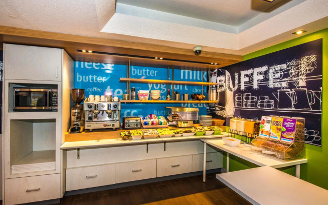 Ibis Budget St Peters