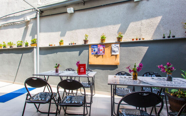 ZEN Rooms Mena Barreto