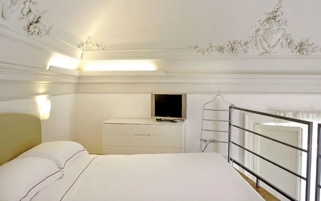Ognina Residence