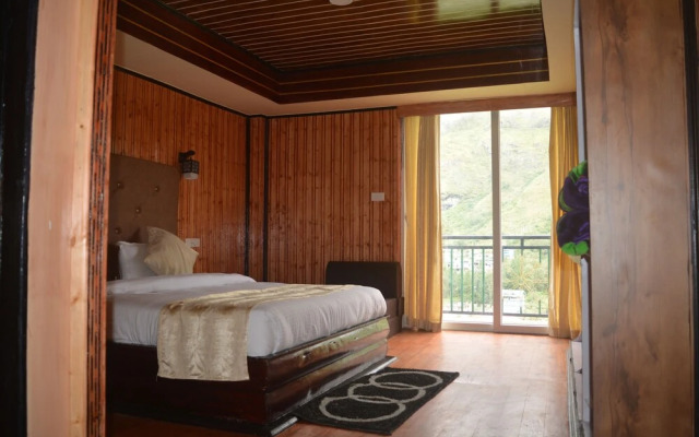 Rufina Lachung's Pride & SPA
