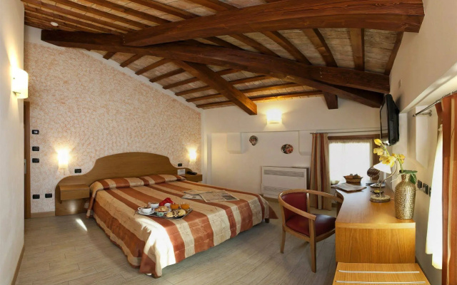 Albergo Antica Corte Marchesini