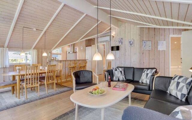 "Grozdan" - 700m from the sea in NW Jutland