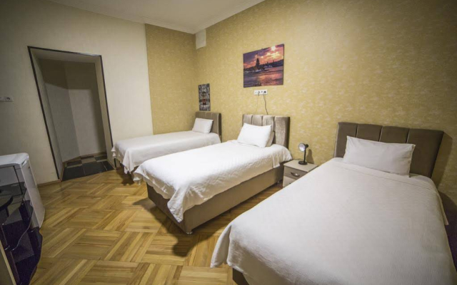Отель Hirmas
