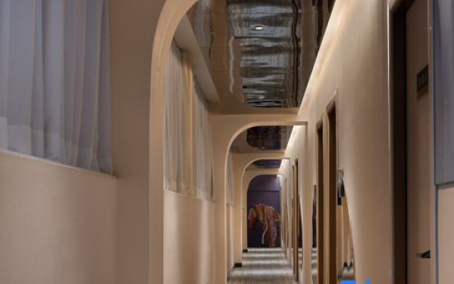 Junfu Hotel (Guangzhou R&F Haizhu City Jiangnan West Metro Station)