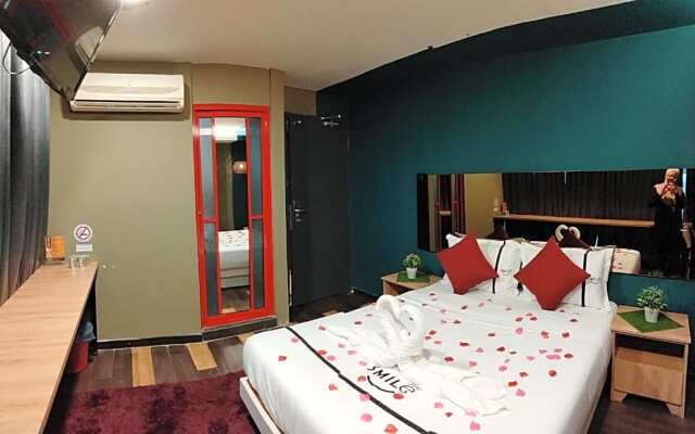 Smile Hotel C180 Cheras Selatan