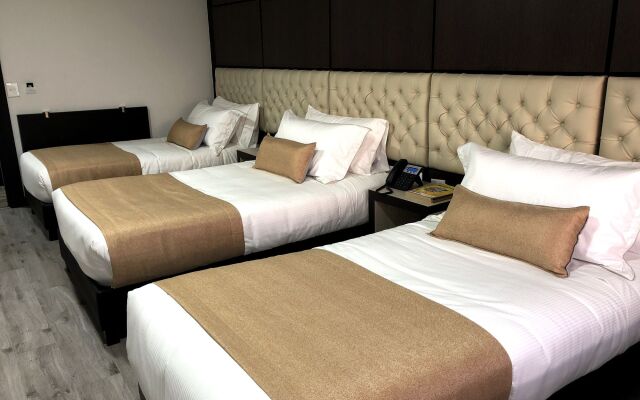 Boutique City Center 2