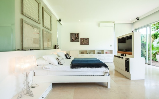 Villa Maz 2 – Guest Rooms – Kerobokan Kelod