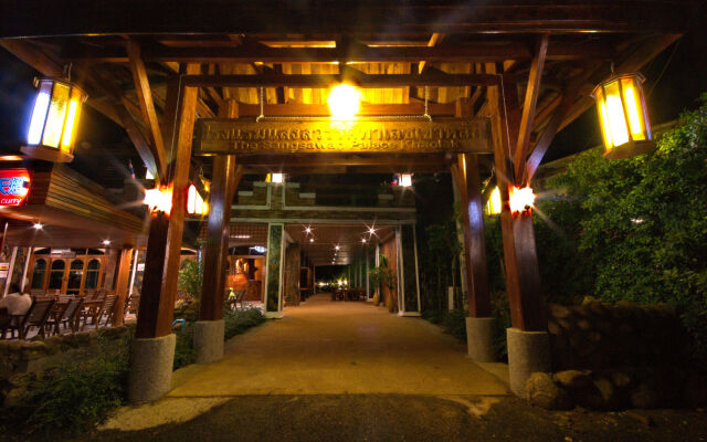 Sangsawan Palace Khaolak Hotel
