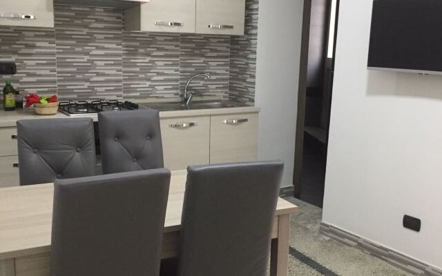 MB95 Mezzocannone Luxurious B&B