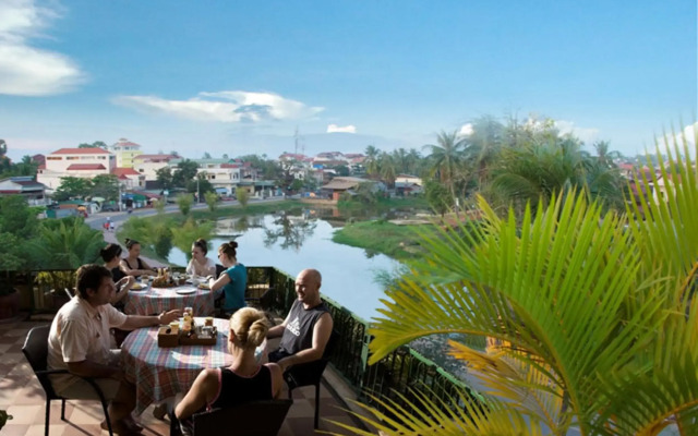 Siem Reap Riverside Hotel