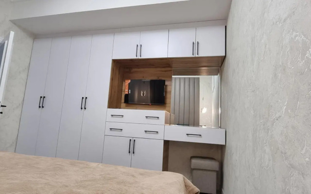 COPY Bronin homes 8 (Bronin Homes 8)