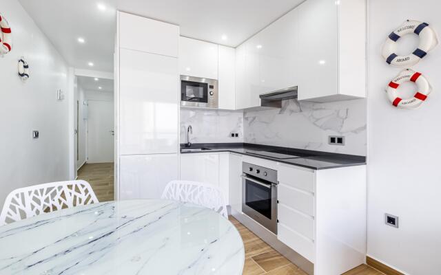 Albatros Deluxe 15-5 Apartment Levante Beach
