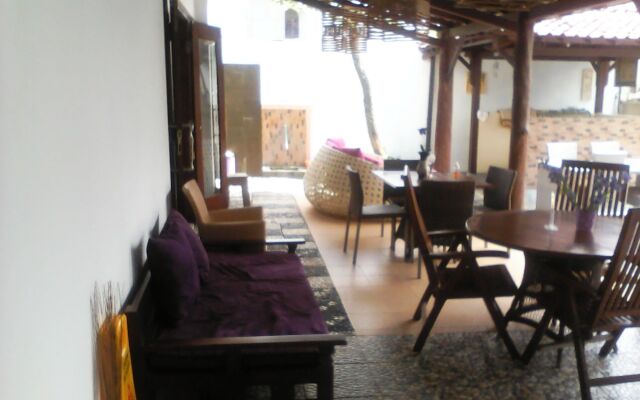 Griya Nendra Hotel