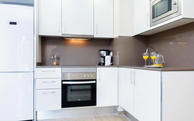 Feelathome Plaza Apartments