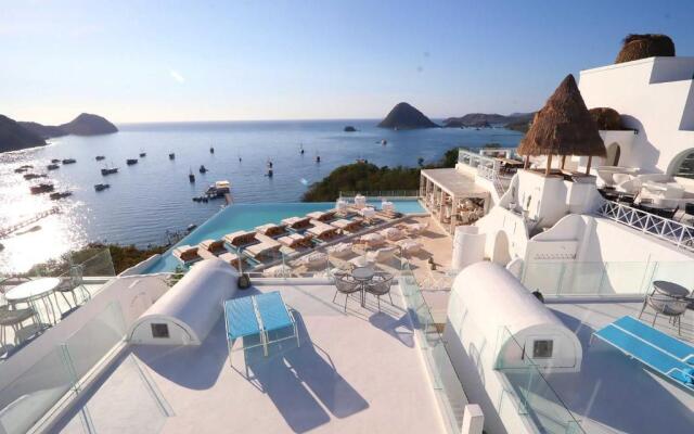 Loccal Collection Hotel