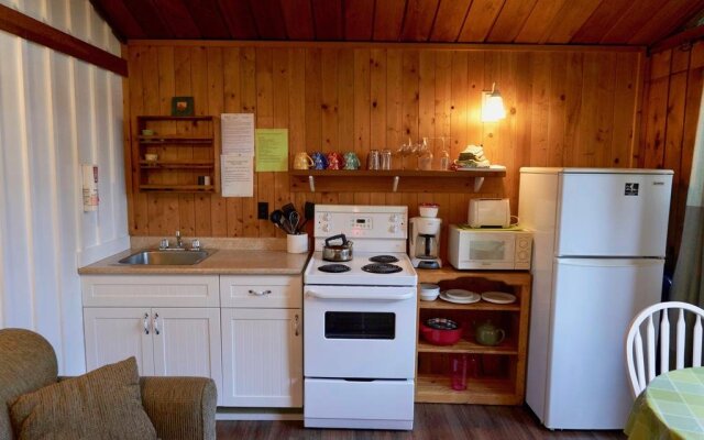 Maple Ridge Cottages