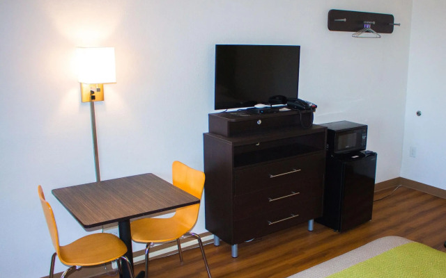 Motel 6 Chilhowie, VA  I-81