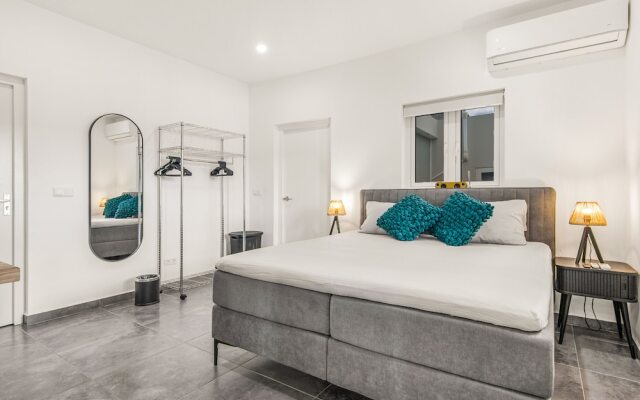 Modern 3-bed Apartment in Papaya Resort Curacao