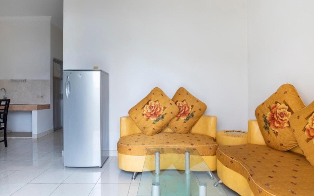 OYO 2950 Grand Suites Palace – Guest Rooms – Cipanas