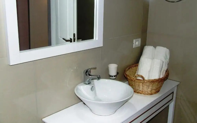 Apartments Flower Residence