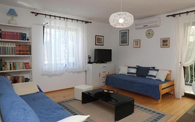 Apartments Knezovic