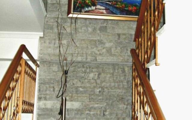 Kristallia Rooms