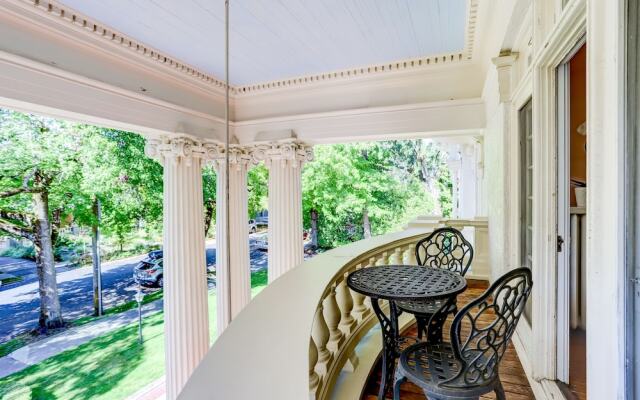 Portland's White House - Bed & Breakfast