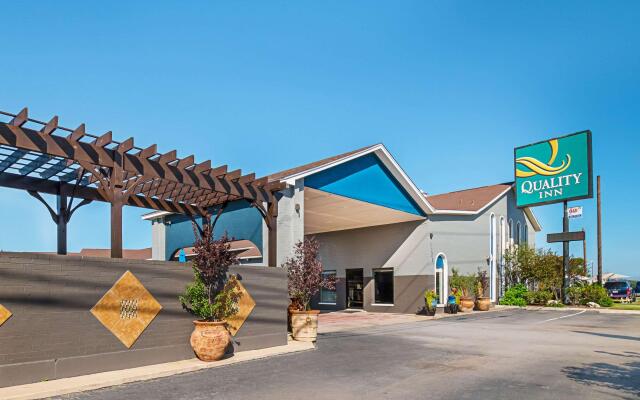 Quality Inn Near Lake Marble Falls