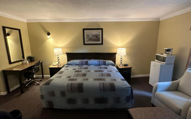Canadian Inn