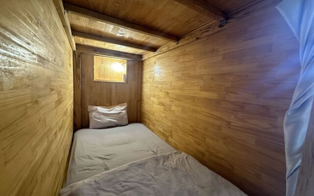 SPOT ON 1229 Happy Dream Homestay