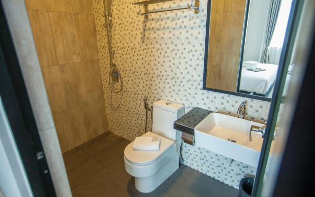 Bzz Hotel