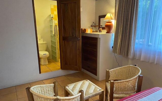 Zandoyo Bed & Breakfast