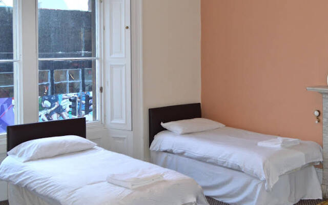 City Centre Group Holiday Apartments - Hostel