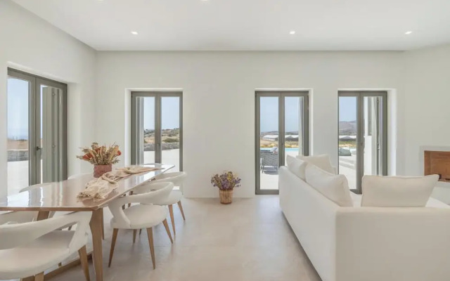 Luxurious Villa Ioli Paros