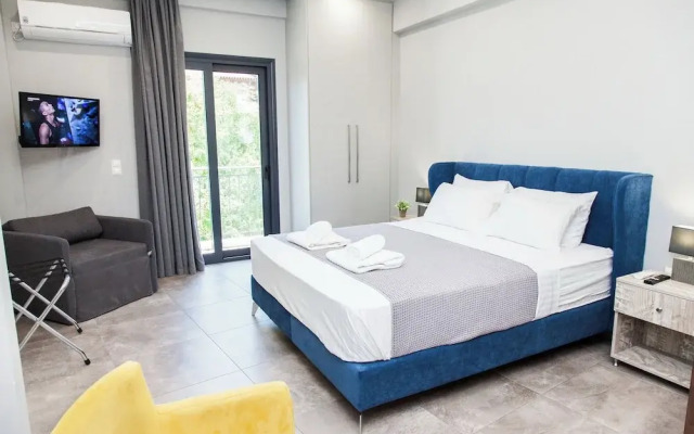Elegant Rooms Athens