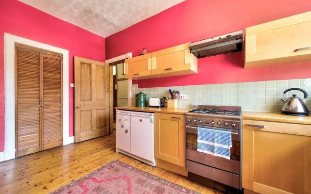 JOIVY Old Town 1-bed Apartment With Stunning Views